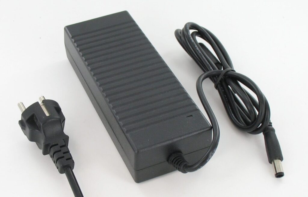 Laptop AC Adapter 120W (BLA020044)