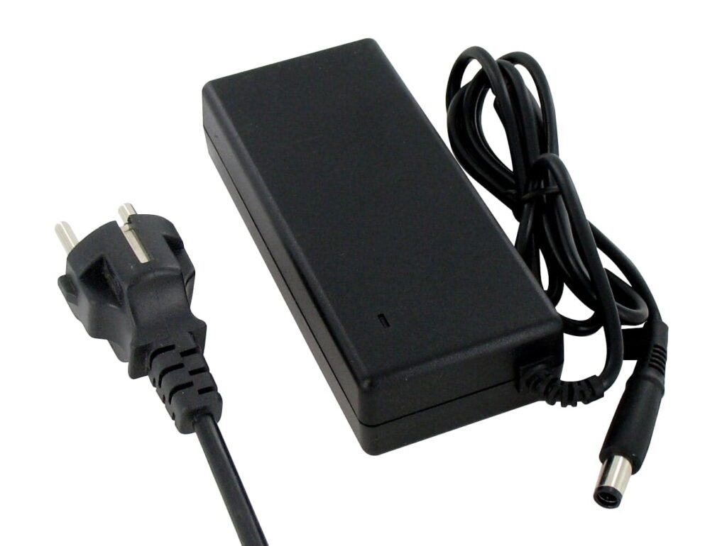 Laptop AC Adapter 90W (BLA020043)