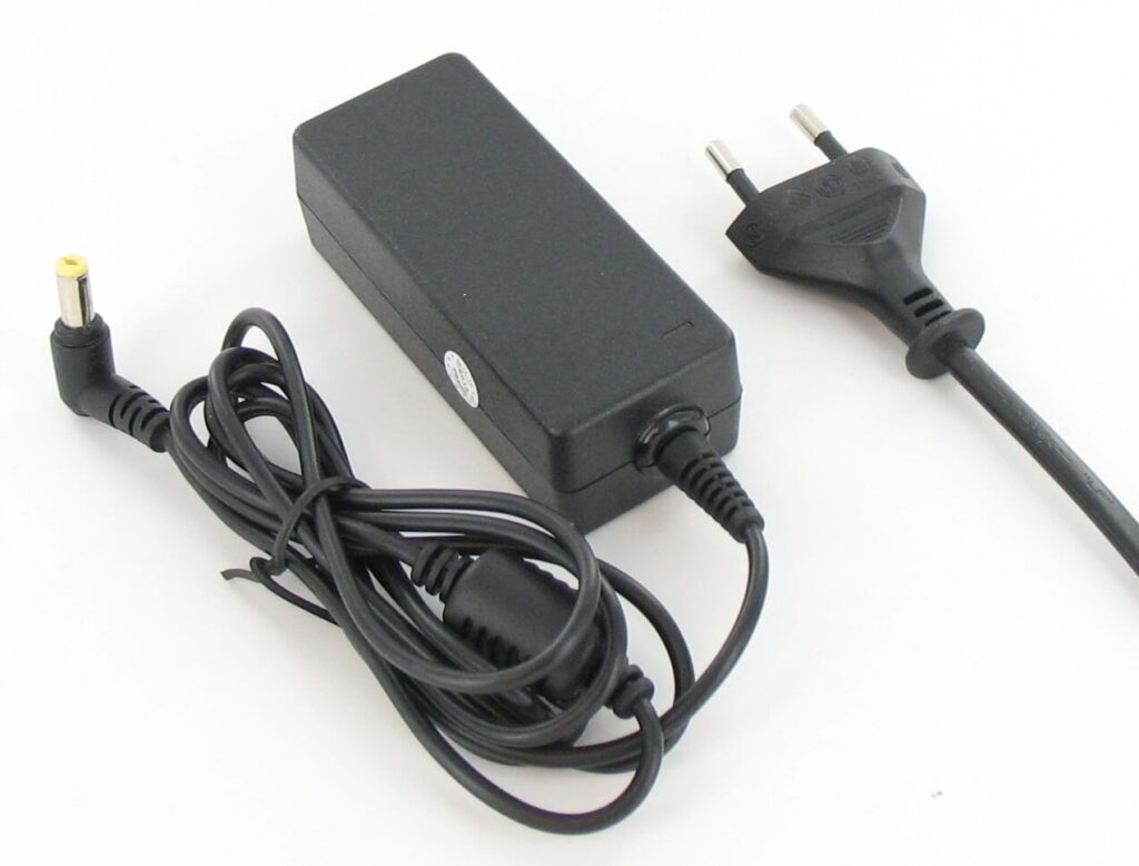 Netbook AC Adapter 40W (BNE020012)